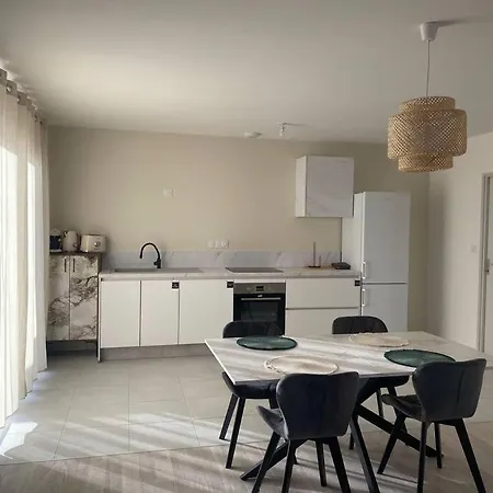 Maison By Sana Proche Du Villa